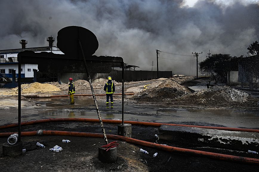 Κούβα: Κατασβέστηκε η πυρκαγιά που είχε ξεσπάσει σε πετρελαϊκές εγκαταστάσεις