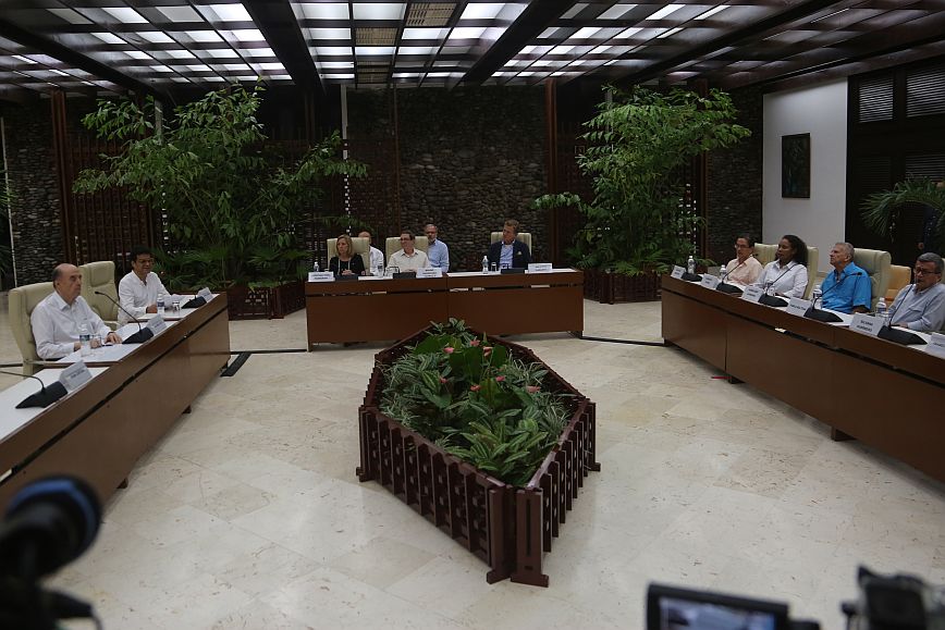 Κολομβία: Συμφωνία κυβέρνησης-ELN για να ξαναρχίσει «διαδικασία διαλόγου»