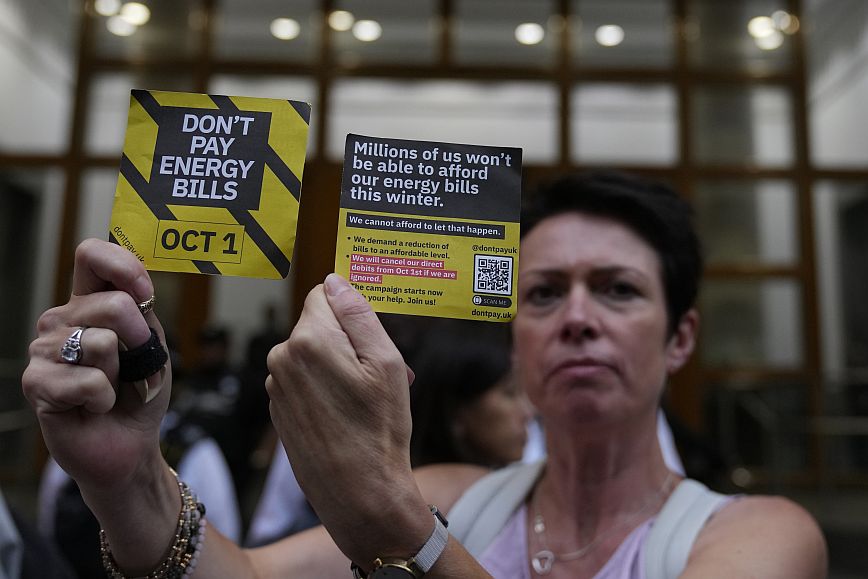 Βρετανία: Κίνημα «Δεν πληρώνω» δηλώνει πως θα σταματήσει άμεσα τις πληρωμές ρεύματος από την 1η Οκτωβρίου