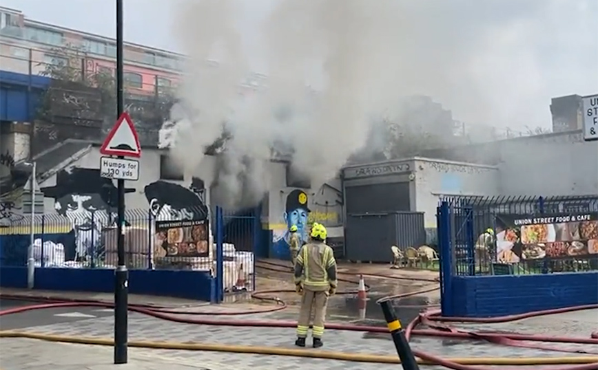 Συναγερμός στο Λονδίνο – Φωτιά κοντά στο London Bridge