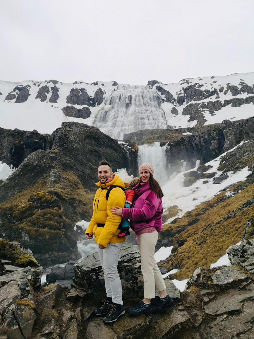 Μικρή Ταξιδιώτισσα Μικρή Ταξιδιώτισσα