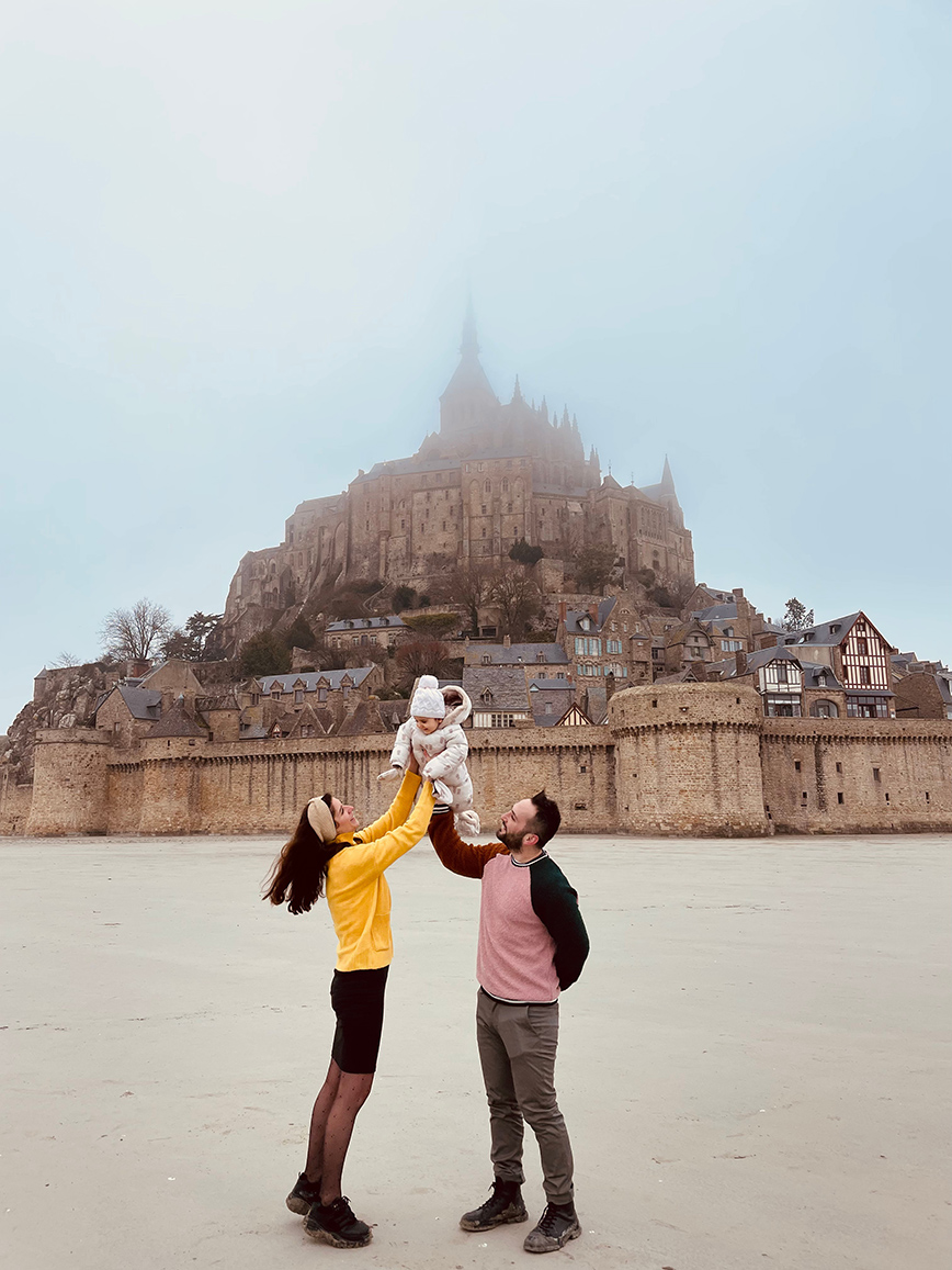 Μικρή Ταξιδιώτισσα Μικρή Ταξιδιώτισσα