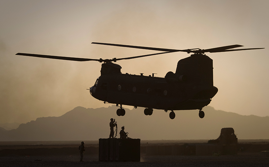 ΗΠΑ: Πρόβλημα με 400 Chinook  λόγω κινδύνου  φωτιάς στους κινητήρες