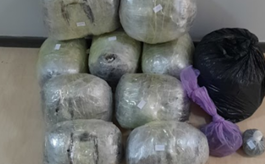 Κέρκυρα: Χειροπέδες σε διακινητή ναρκωτικών – Εντοπίστηκε σε περιοχή με θαμνώδη πυκνή βλάστηση