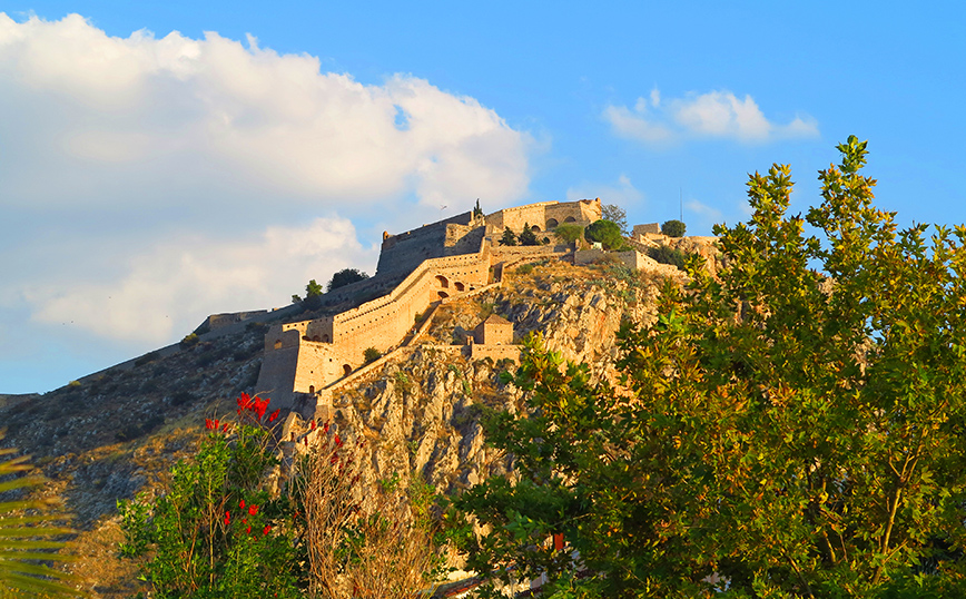 Το Παλαμήδι στο Ναύπλιο Το Παλαμήδι στο Ναύπλιο
