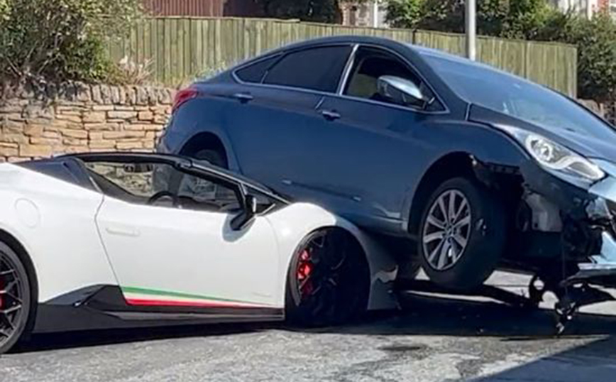 Απίστευτο βίντεο με Hyundai να περνάει… πάνω από πανάκριβη Lamborghini