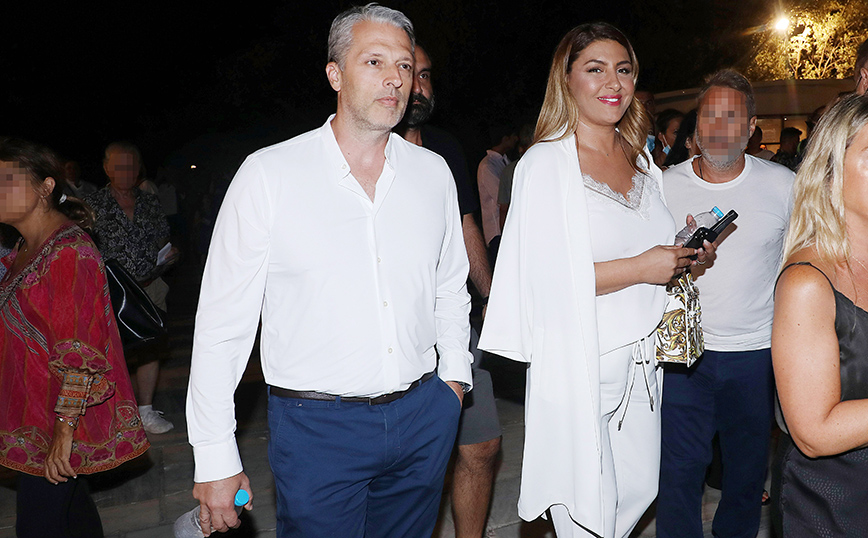 Έλενα Παπαρίζου – Ανδρέας Καψάλης: Φωτογραφίες από τη βραδινή έξοδο στο Ηρώδειο