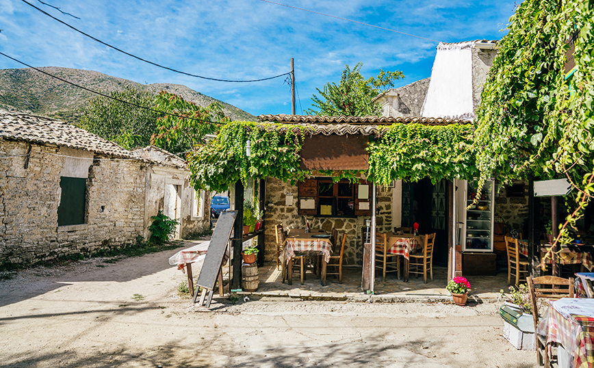 Ταβέρνα στην Παλιά Περίθεια