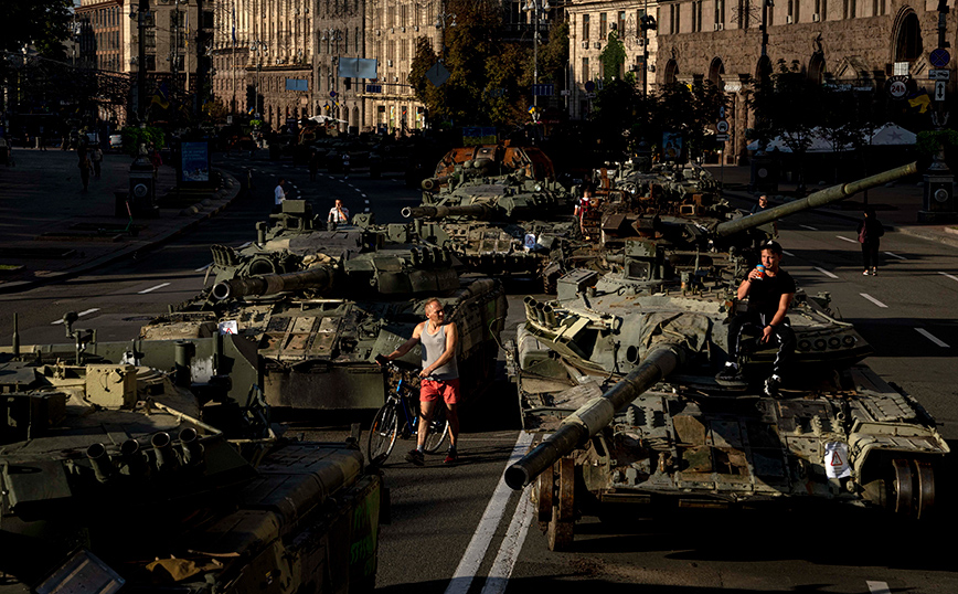 Τανκς στην Ουκρανία Τανκς στην Ουκρανία