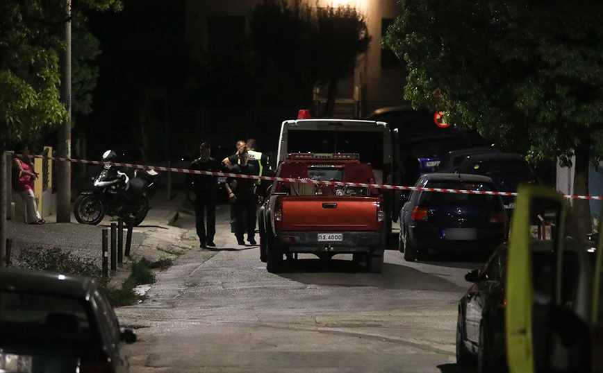 Βλήμα εντοπίστηκε σε σπίτι στη Νέα Σμύρνη Βλήμα εντοπίστηκε σε σπίτι στη Νέα Σμύρνη