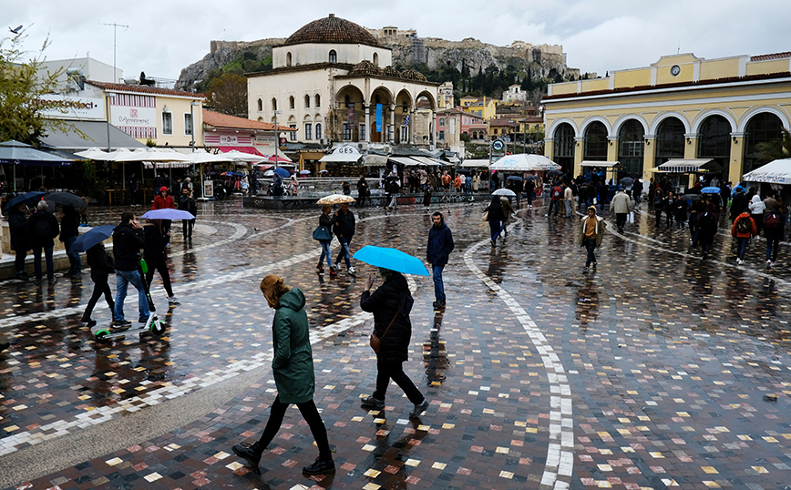 Νέο έκτακτο δελτίο από την ΕΜΥ για την κακοκαιρία – Βροχές στην Αττική, πότε υποχωρούν τα φαινόμενα