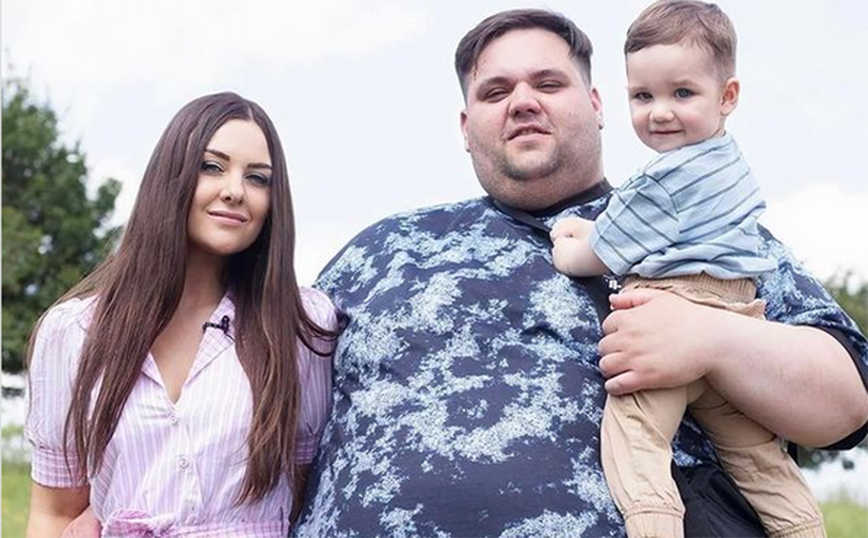 Τη βρίζουν γιατί είναι personal trainer και ο άνδρας της παχύσαρκος – Έτσι βγάζουν 10.000 δολάρια τον μήνα