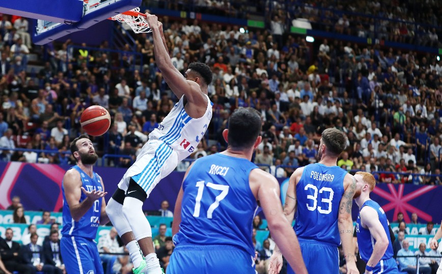 «Κατεβάστε το πόστερ του Αντετοκοτούνμπο» &#8211; Το αίτημα της Ιταλίας στη FIBA