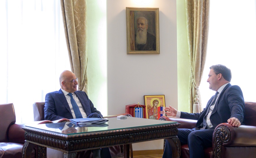 Διπλωματικές πηγές: Ο κ. Δένδιας έθεσε το ζήτημα της τουρκικής προκλητικότητας στον Σέρβο ΥΠΕΞ