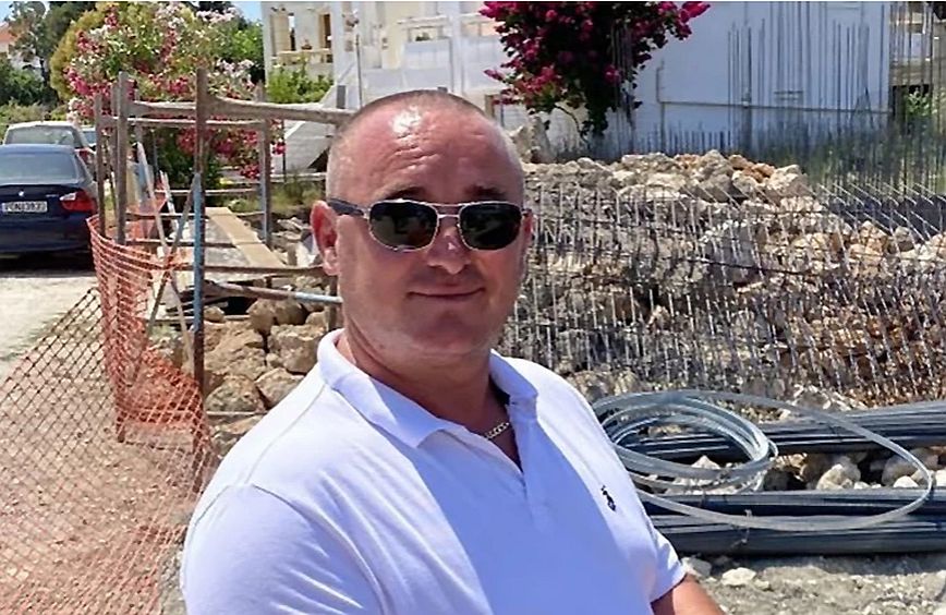 Ρόδος: Προφυλακιστέοι πατέρας και γιος για τη δολοφονία του εργολάβου – Τι υποστήριξαν στην απολογία τους