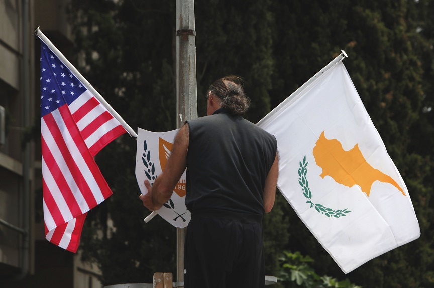 Κύπρος: Οι ΗΠΑ αποφάσισαν την πλήρη άρση του εμπάργκο πώλησης όπλων