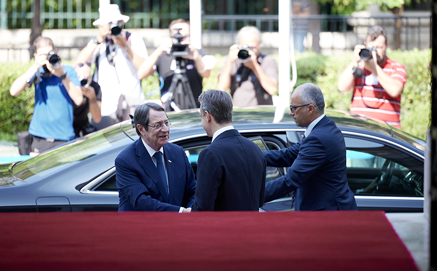 Κυριάκος Μητστάκης - Νίκος Αναστασιάδης Κυριάκος Μητστάκης - Νίκος Αναστασιάδης