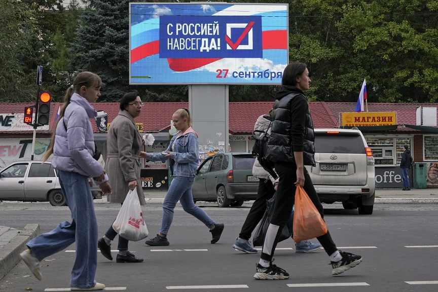 Πόλεμος στην Ουκρανία: Συντριπτικά ποσοστά υπέρ της προσάρτησης στη Ρωσία στα «δημοψηφίσματα» των κατεχόμενων περιοχών