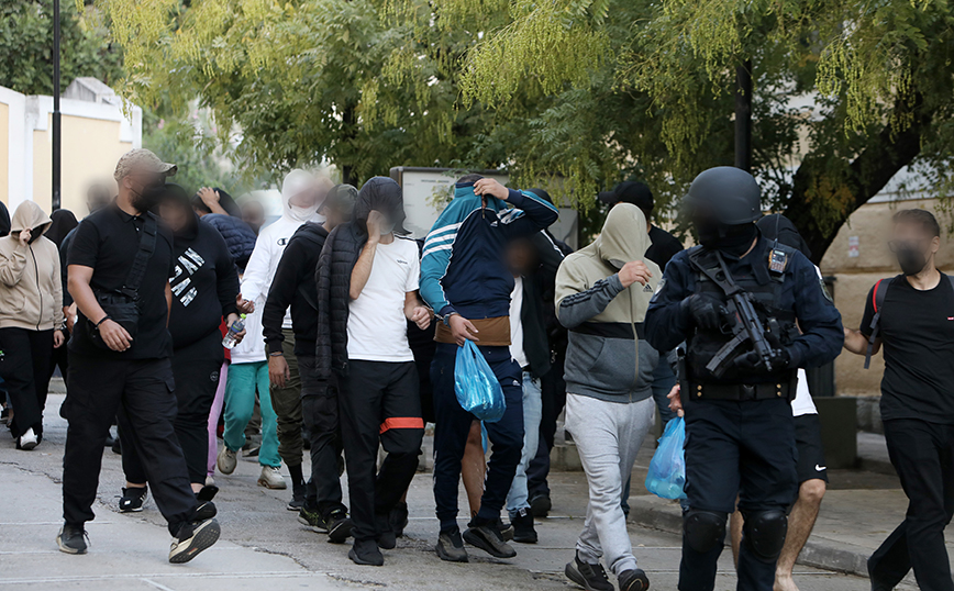 Προφυλακιστέοι οι επτά από τους 16 συλληφθέντες για την υπόθεση της Πολυτεχνειούπολης