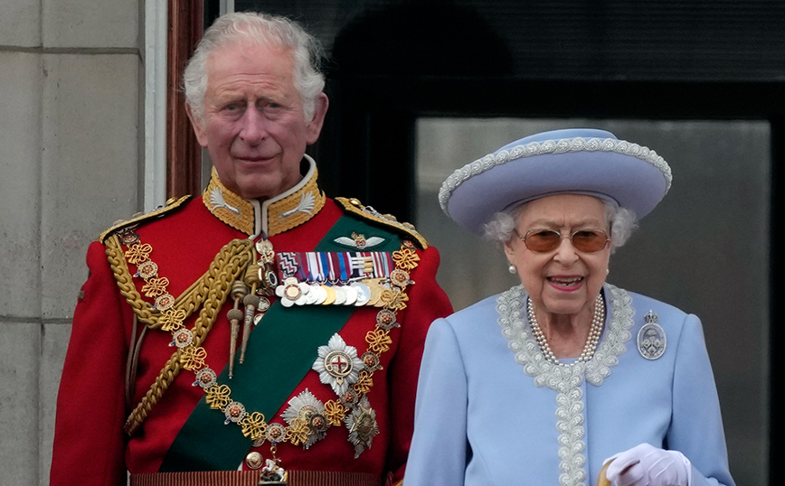 Στην ιστορικό Άννα Κέι ανατέθηκε η επίσημη βιογραφία της βασίλισσας Ελισάβετ Β΄