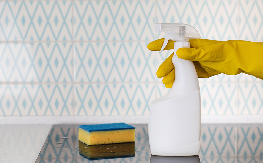 Καθαρισμός γυάλινης εστίας κουζίνας