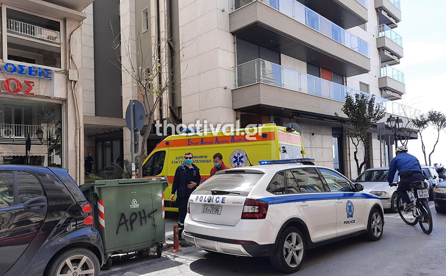 Θεσσαλονίκη: Νεκρός ηλικιωμένος στο κέντρο της πόλης – Έπεσε από διαμέρισμα που βρίσκεται στον 4ο όροφο