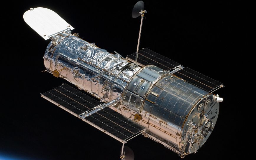 Space X και NASA θέλουν να παρατείνουν τη «ζωή» του Hubble, στέλνοντάς το σε υψηλότερη τροχιά