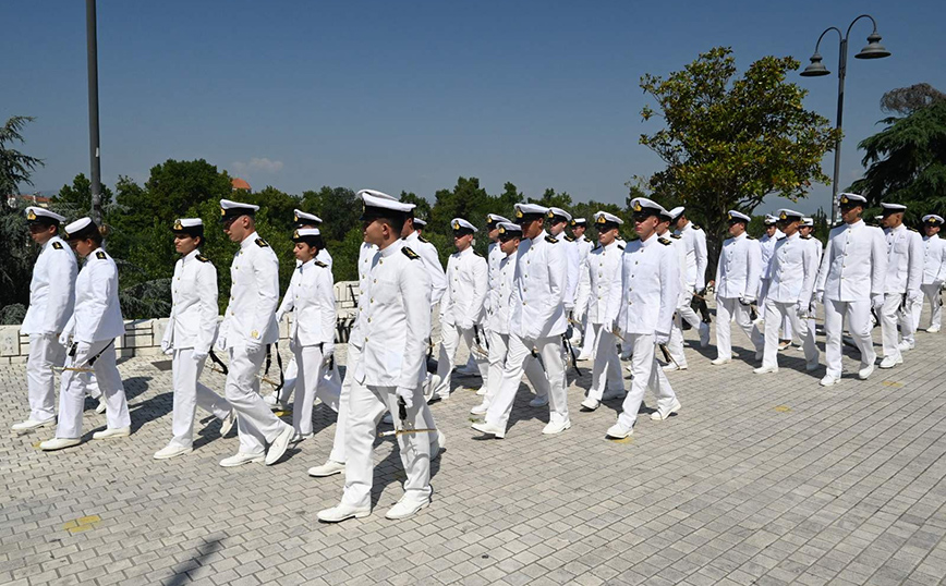 Σε λίγο το τελευταίο “αντίο” στη 19χρονη ναυτική δόκιμο Θάλεια Κορδαμπάλου