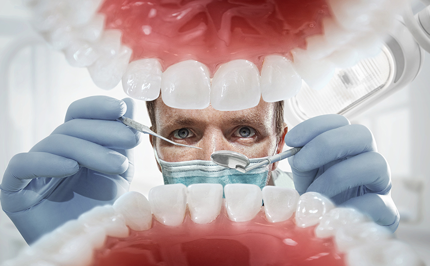 Γαλλία: Δύο οδοντίατροι παραμόρφωσαν εκατοντάδες ασθενείς για να πάρουν αποζημίωση &#8211; Έκαναν περιουσία 13 εκατομμυρίων