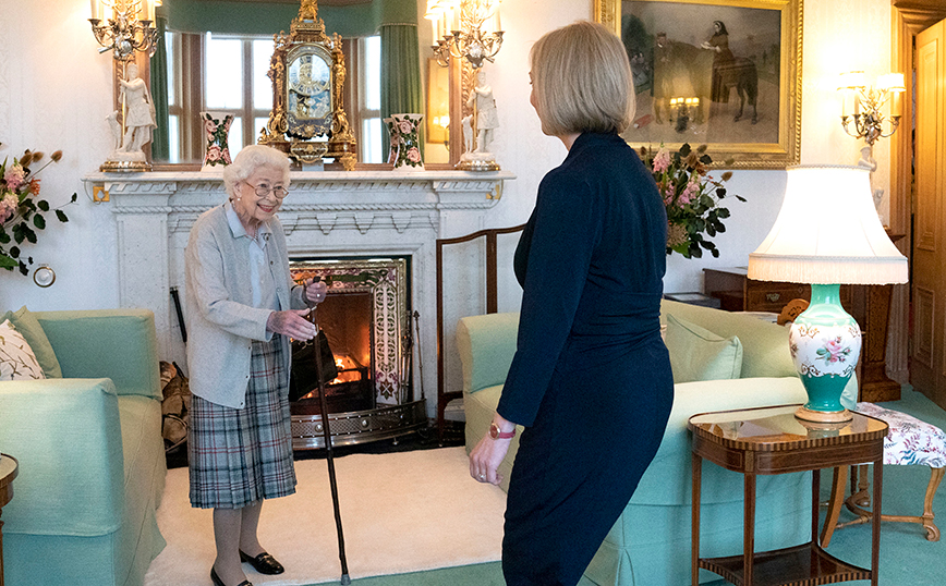 Βασίλισσα Ελισάβετ και Λιζ Τρας Βασίλισσα Ελισάβετ και Λιζ Τρας
