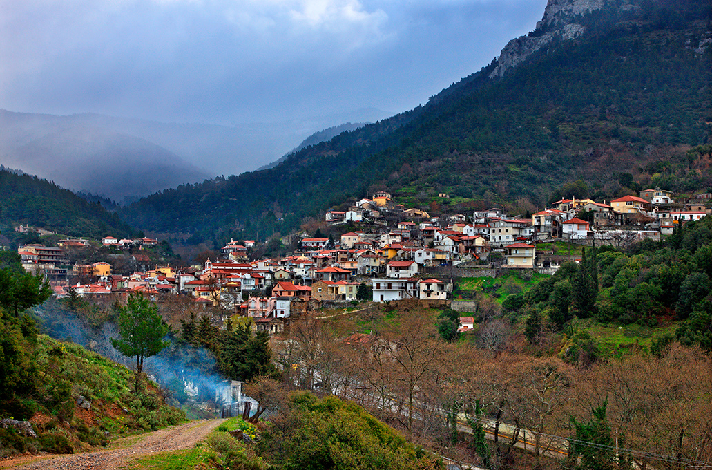 Στενή: Το χωριό στην Εύβοια για απολαυστικές εξόδους στη φύση