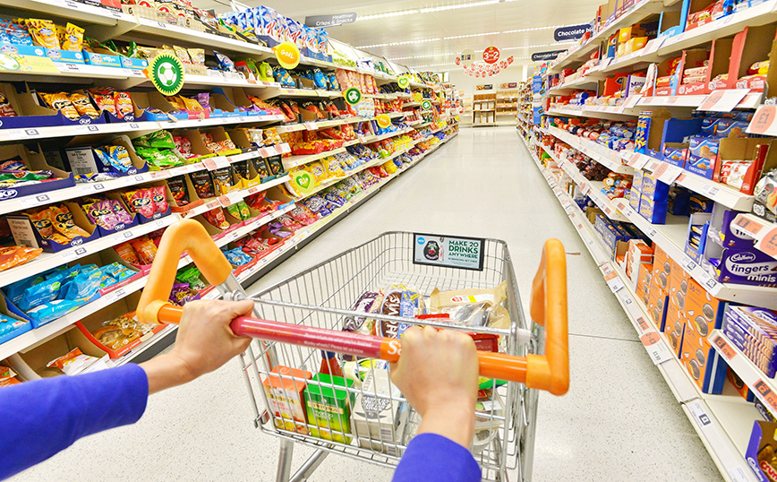 Καταστήματα – σούπερ μάρκετ: Σύγχυση με το άνοιγμά τους σήμερα – Τι ισχύει