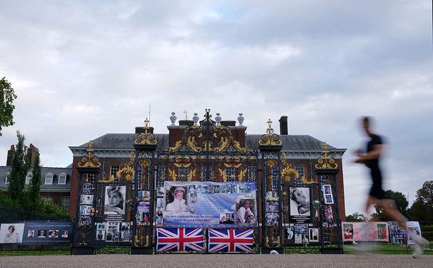 Φόρος τιμής στην πριγκίπισσα Νταϊάνα Φόρος τιμής στην πριγκίπισσα Νταϊάνα