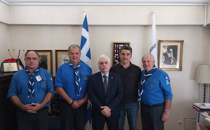 Ελληνικός Ερυθρός Σταυρός και Σώμα Ελλήνων Προσκόπων