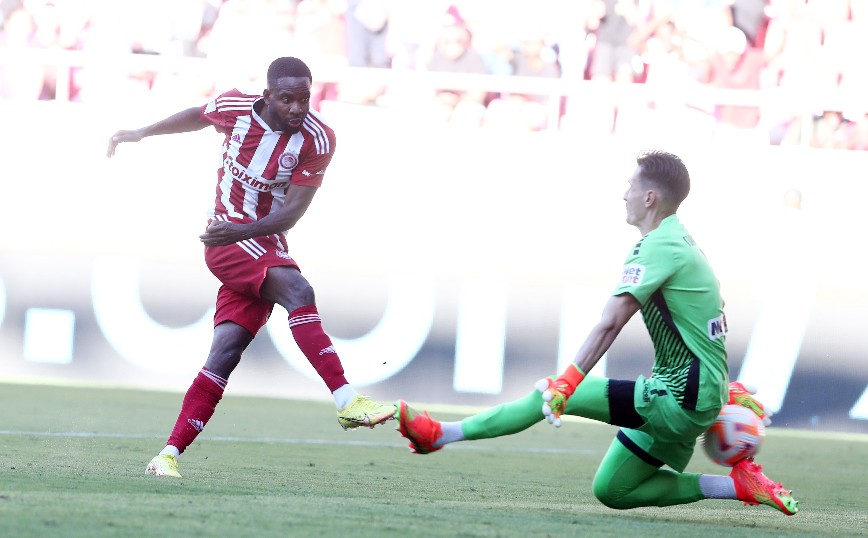 Ο Μπακαμπού στο Ολυμπιακός - Ατρόμητος Ο Μπακαμπού στο Ολυμπιακός - Ατρόμητος