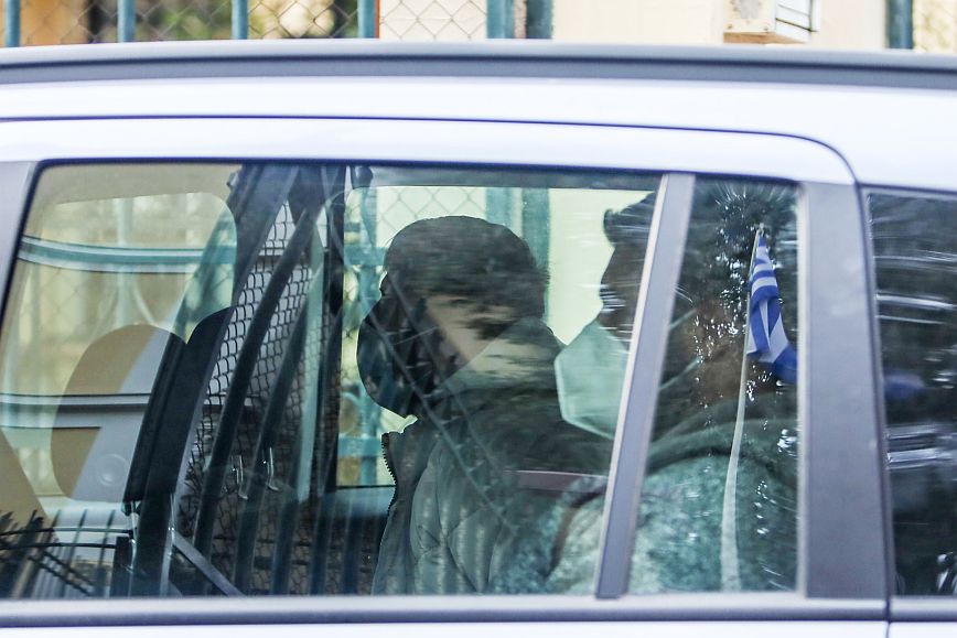 Κολωνός: Τη Δευτέρα η απολογία του 33χρονου που συνελήφθη για τον βιασμό της 12χρονης
