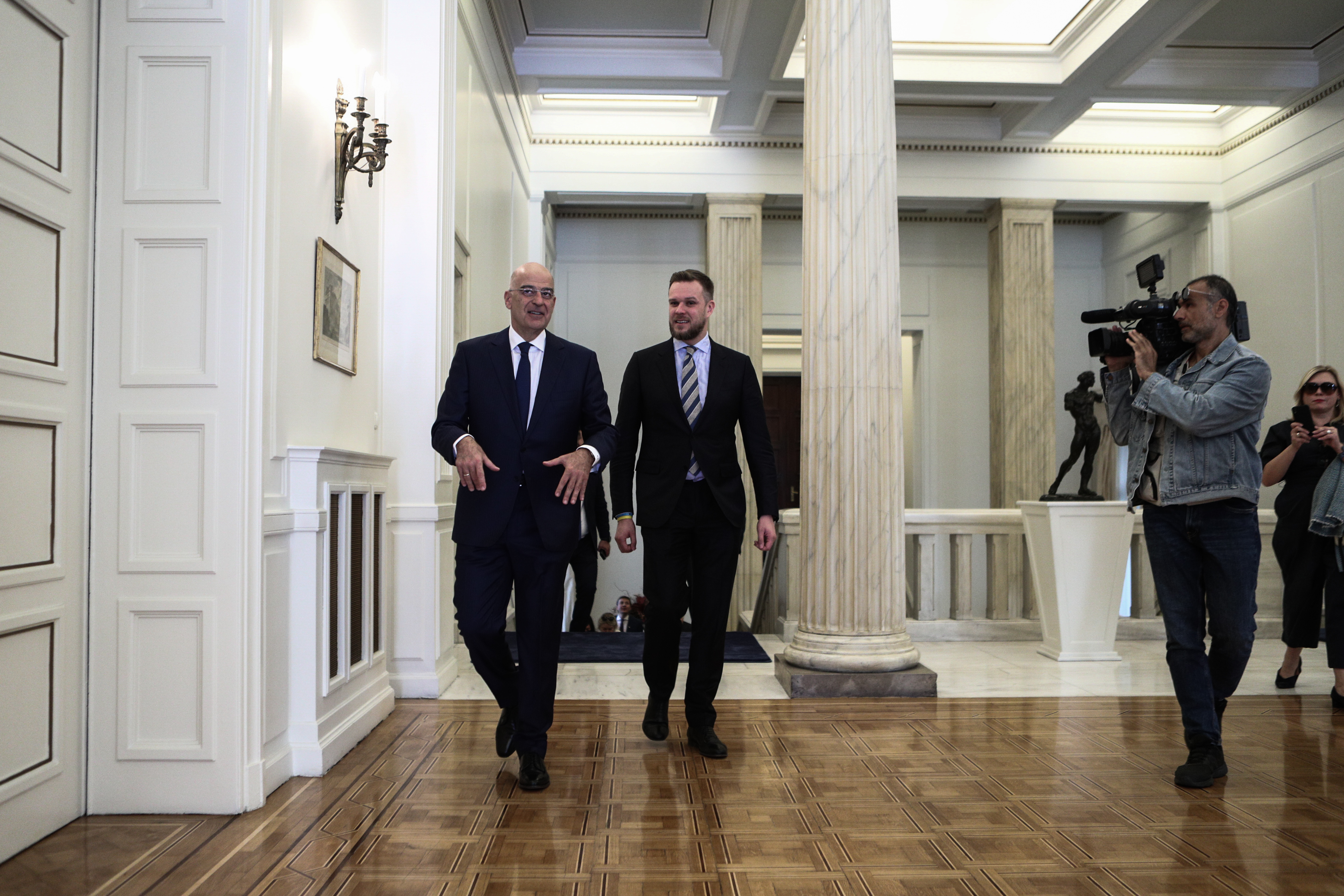 Δένδιας Δένδιας