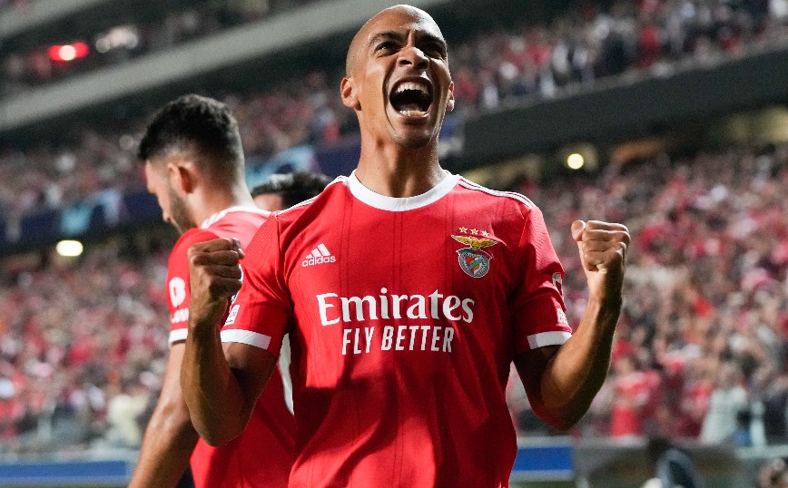 Champions League: Η Μπενφίκα του Βλαχοδήμου νίκησε τη Γιουβέντους και πέρασε στους «16» – Η Παρί έριξε 7άρα στη Μακάμπι