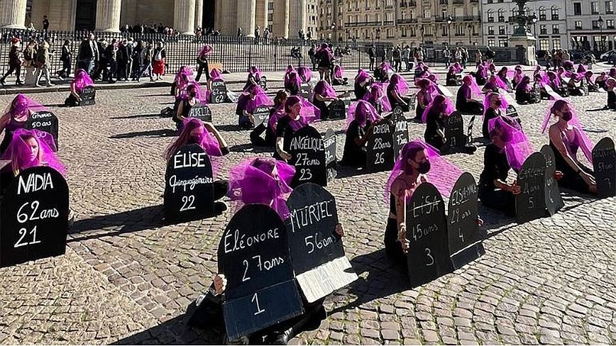 Παρίσι: Κινητοποίηση γυναικών για την 101η γυναικοκτονία από την αρχή του έτους