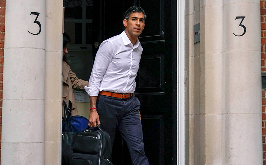 Στη σκιά της συντριβής ο Ρίσι Σούνακ λόγω της ήττας του – Οι Συντηρητικοί είναι σε κρίση