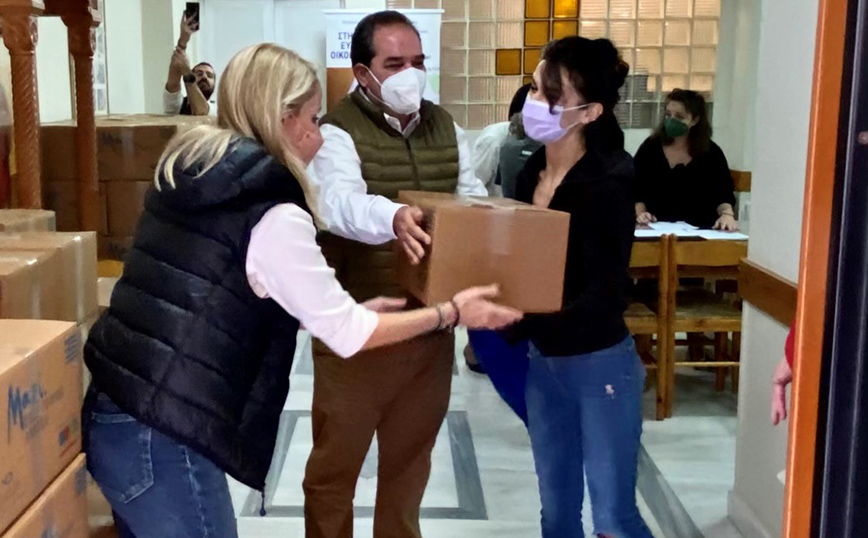 Η «ΑΠΟΣΤΟΛΗ»  της Αρχιεπισκοπής στηρίζει 2.500 οικογένειες της Αθήνας