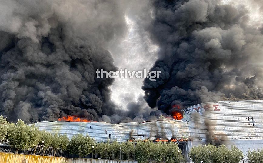 Θεσσαλονίκη: Φωτιά τώρα σε επιχείρηση με ηλεκτρικές συσκευές στο Δερβένι