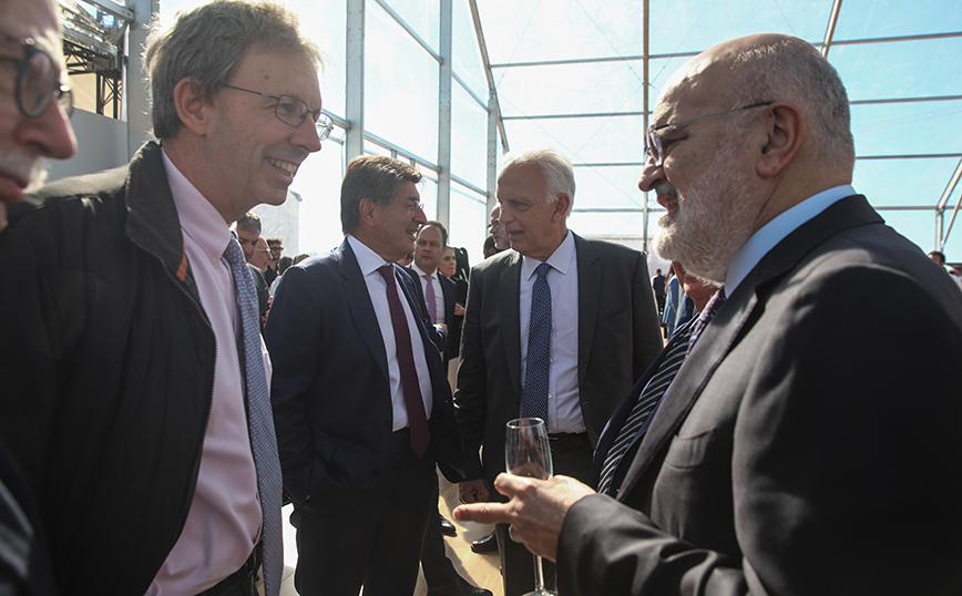 ΕΓΚΑΙΝΙΑ ΤΟΥ ΕΡΓΟΥ ΤΗΣ ΑΣΤΙΚΗΣ ΑΝΑΠΛΑΣΗΣ ΣΤΟ ΕΛΛΗΝΙΚΟ