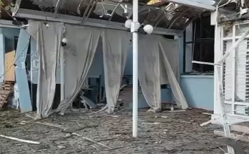 Πόλεμος στην Ουκρανία: Ρωσικός πύραυλος χτύπησε πολυκατοικία στο Μικολάιφ