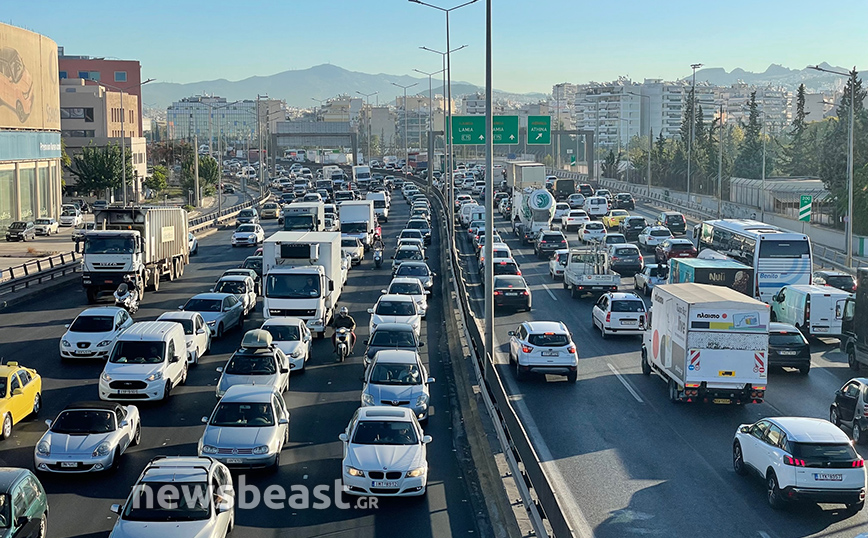 Κίνηση τώρα: Μεγάλη ταλαιπωρία στους δρόμους &#8211; Στο «κόκκινο» ο Κηφισός – Βίντεο και φωτογραφίες