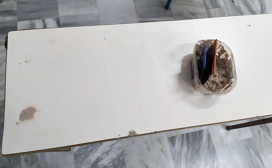 Αυτός είναι ο μαθητής του ΕΠΑΛ Τυρνάβου που έγινε viral – Στα διαλείμματα επισκευάζει τα θρανία Αυτός είναι ο μαθητής του ΕΠΑΛ Τυρνάβου που έγινε viral – Στα διαλείμματα επισκευάζει τα θρανία