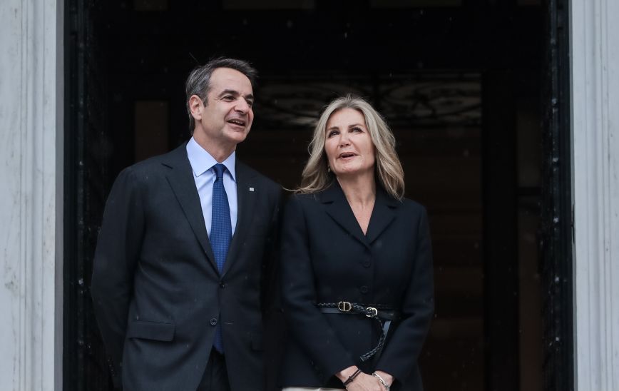Εκτάκτως στο Λονδίνο ο Κυριάκος Μητσοτάκης – Επιδεινώθηκε η κατάσταση της υγείας του πεθερού του