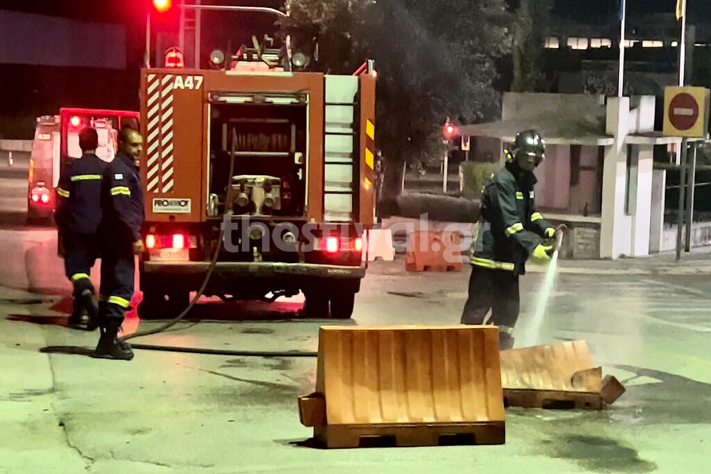 Θεσσαλονίκη: Ένταση στο ΑΠΘ – Επίθεση με μολότοφ σε διμοιρία των ΜΑΤ