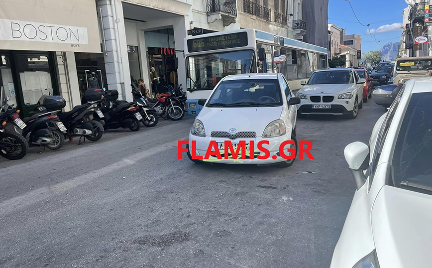 Πάτρα: Παρκάρισμα για… Όσκαρ – Χειροκροτούσαν την οδηγό όταν πήγε να πάρει το αυτοκίνητο