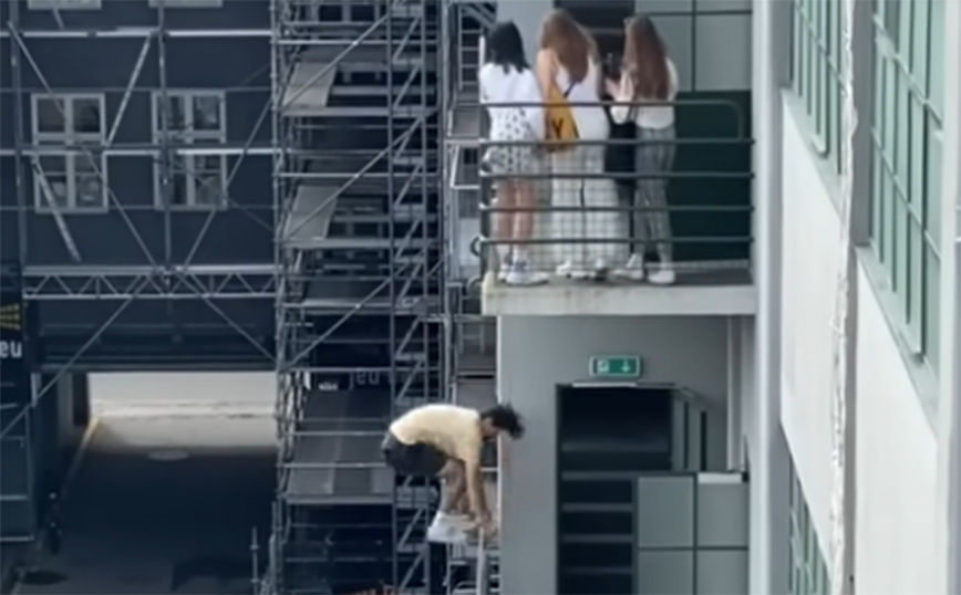 Κατεβαίνοντας πέντε ορόφους με τα πόδια σε 10 δευτερόλεπτα